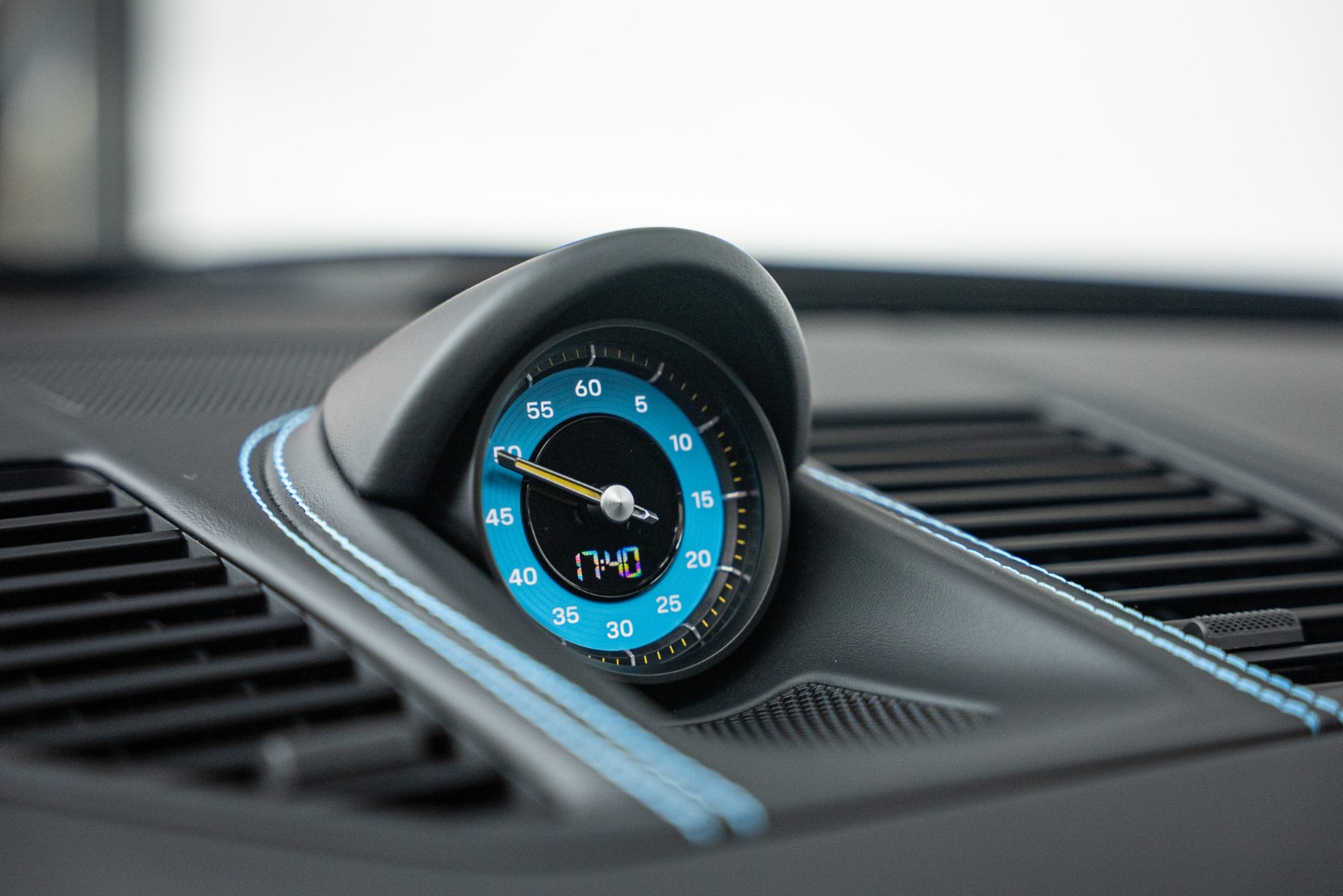 2025 PORSCHE 911 GT3 TOURING | MAIN DEALER WARRANTY | HIGH SPEC